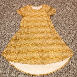 Lularoe Carly high-low dress. Size small.
